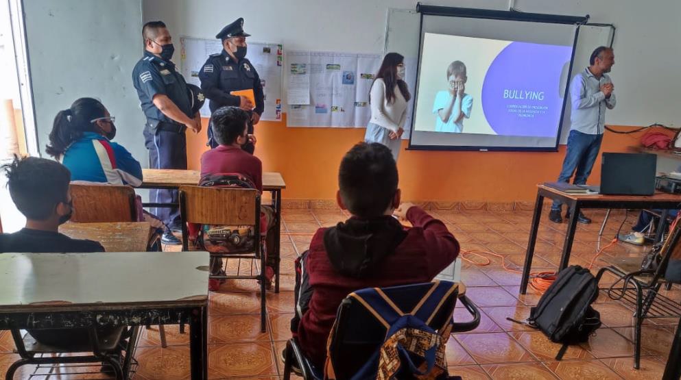 Seguridad Pública de Zacatelco imparte pláticas en escuelas contra bullying